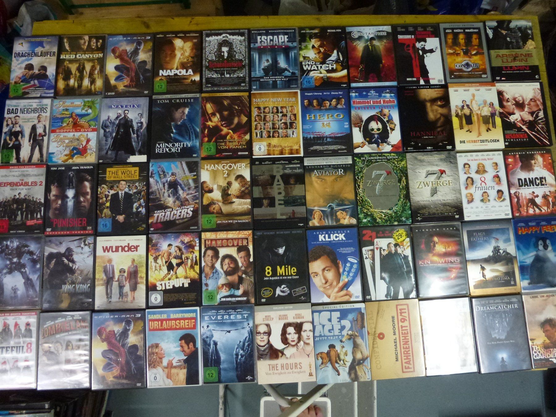 Tutti i DVDs: DVD Sammlung 400 Filme!!!! – Usato da Bern venduto da Eldiabolo66