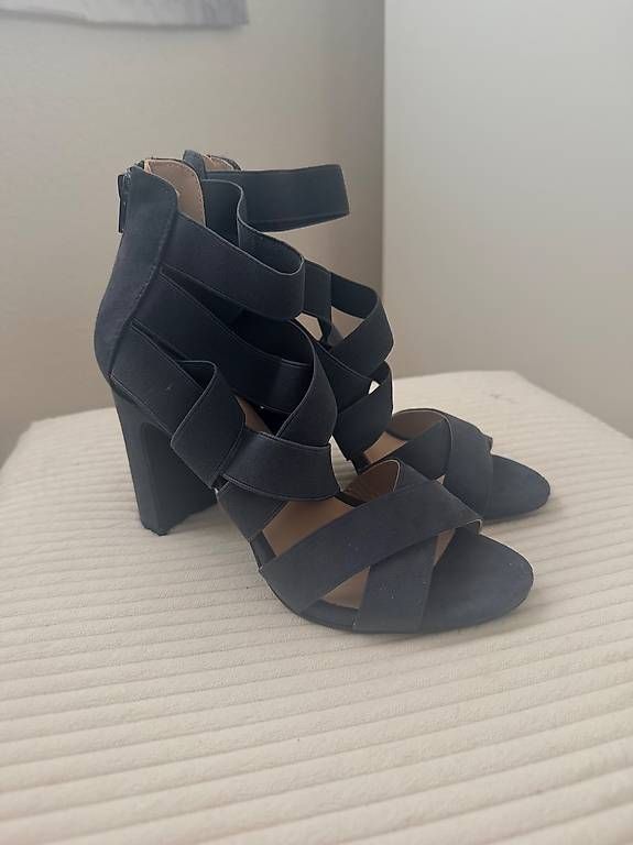 Scarpe da donna: Divers talons femme – Usato da Sion venduto da Jennyh-9 2