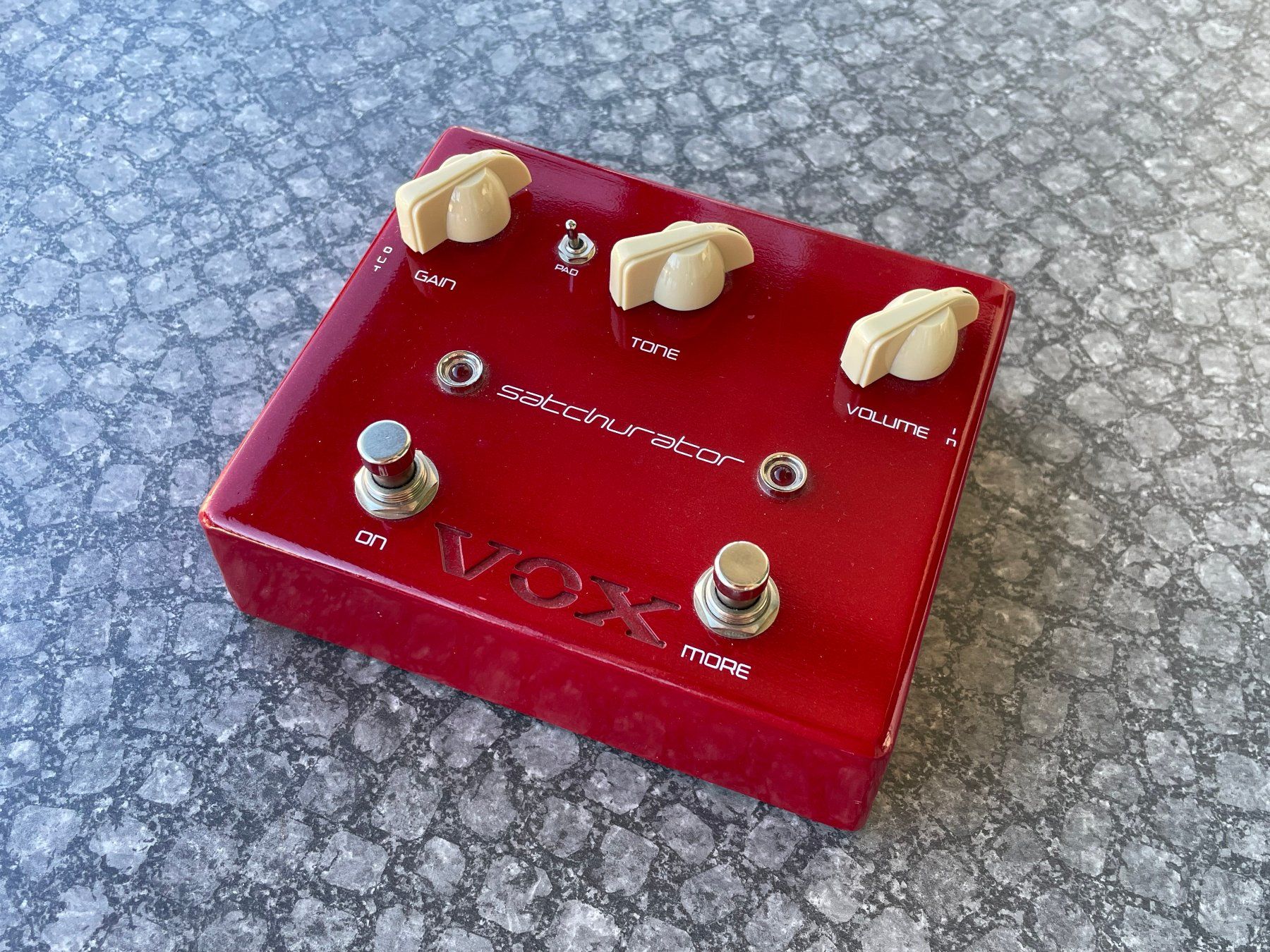 Vox Musikinstrumente: VOX Satchurator Effektpedal – Gebraucht aus St. Gallen von sqzxm72