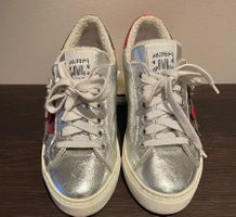 Stylische Sneakers, Silber-Look, Gr. 37, Frühling - Winter