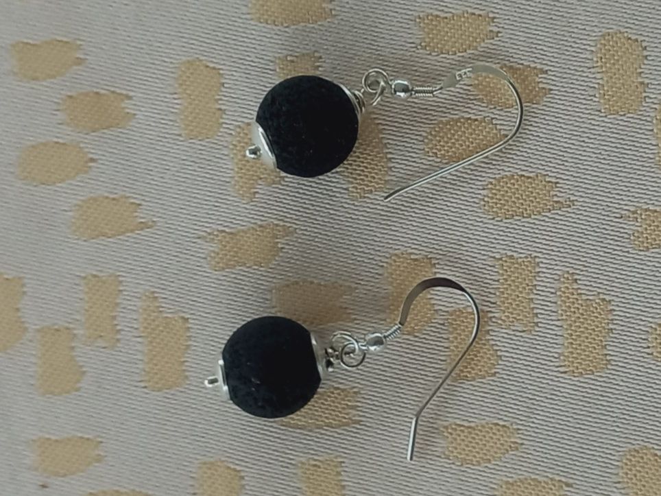 Orecchini pendenti & Orecchini a lobo: Silber Ohrhänger Lavastein Silber 925 – Nuovo e nell'imballaggio originale da Winistorf venduto da acreativ2