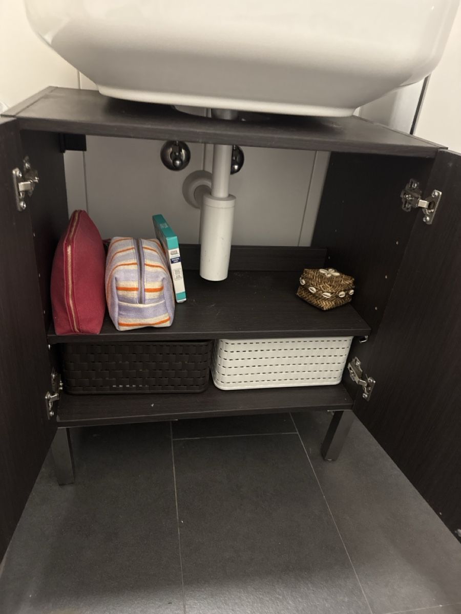 Ikea Mobili per bagno: Waschbeckenschrank – Usato da Bern venduto da IndiaJL 1