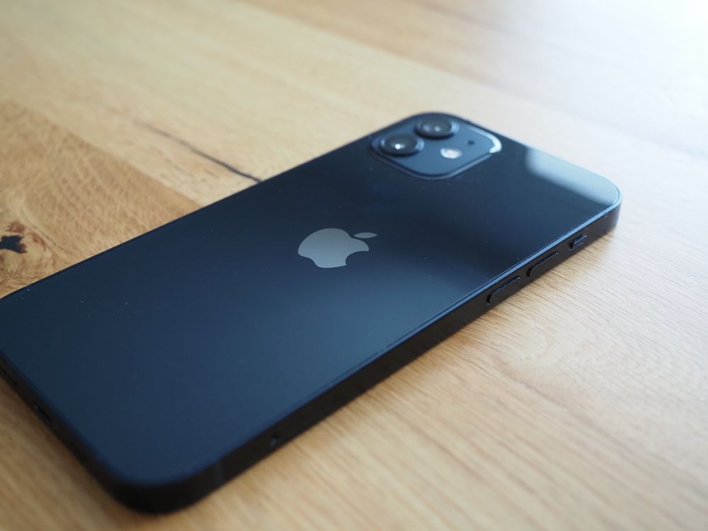 Apple iPhone 12 64GB (Gebraucht) in wauwil für CHF 150 – mit