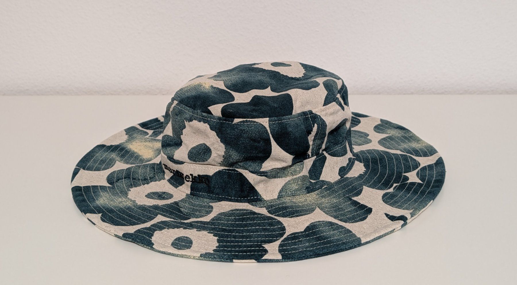 Copricapi, berretti & cappellini: MARIMEKKO Sommerhat Sommerhut Panama – Usato da Zürich venduto da Good_old_days