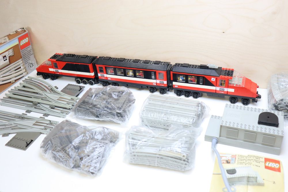 LEGO Schnellzug 7745 + Weichen, viele Gleise, Trafo 7864 (Gebraucht) in ...