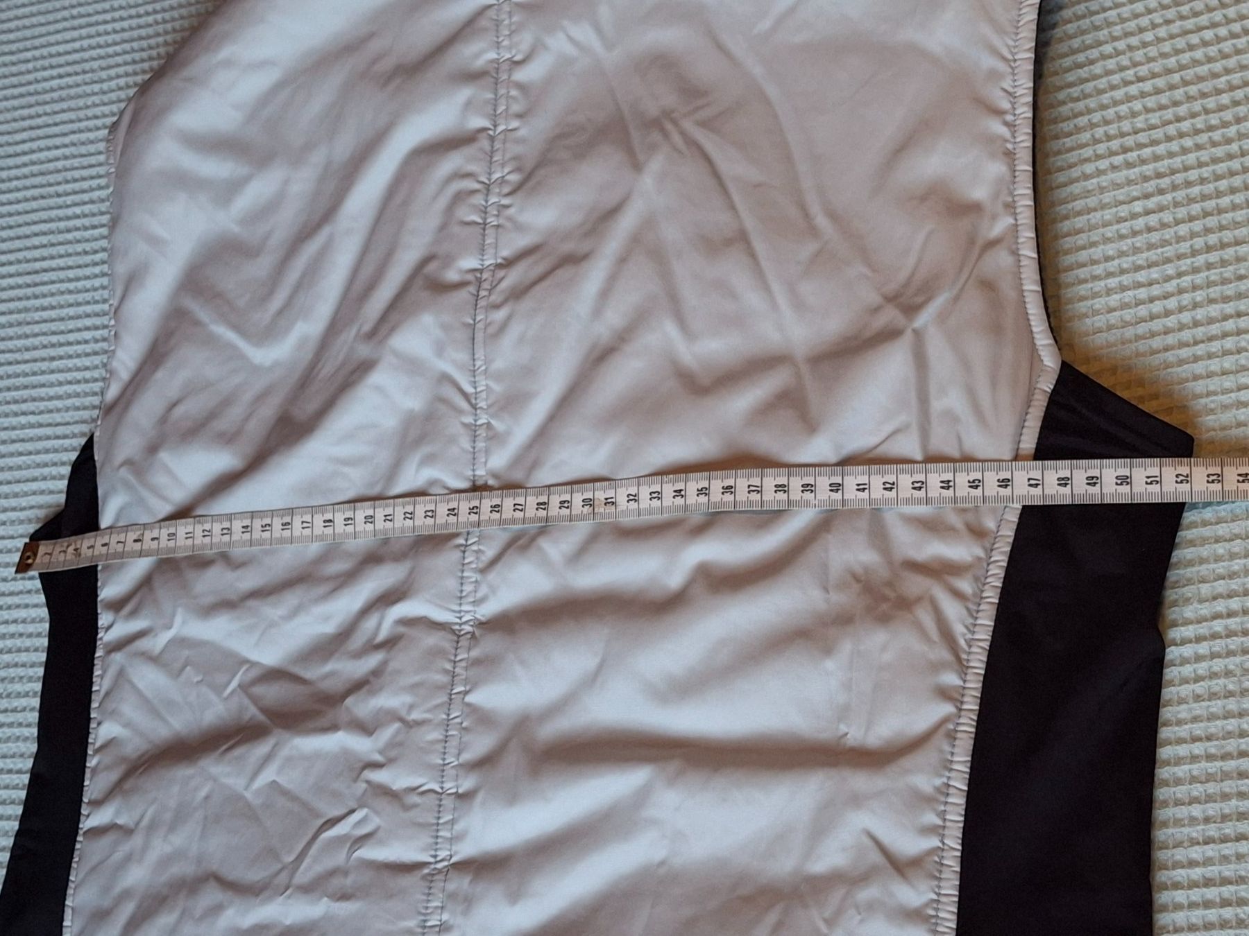 Burton Gilets & Westen: Gilet taille M-L marque Burton – Gebraucht aus Villiers von san_jn5w 5