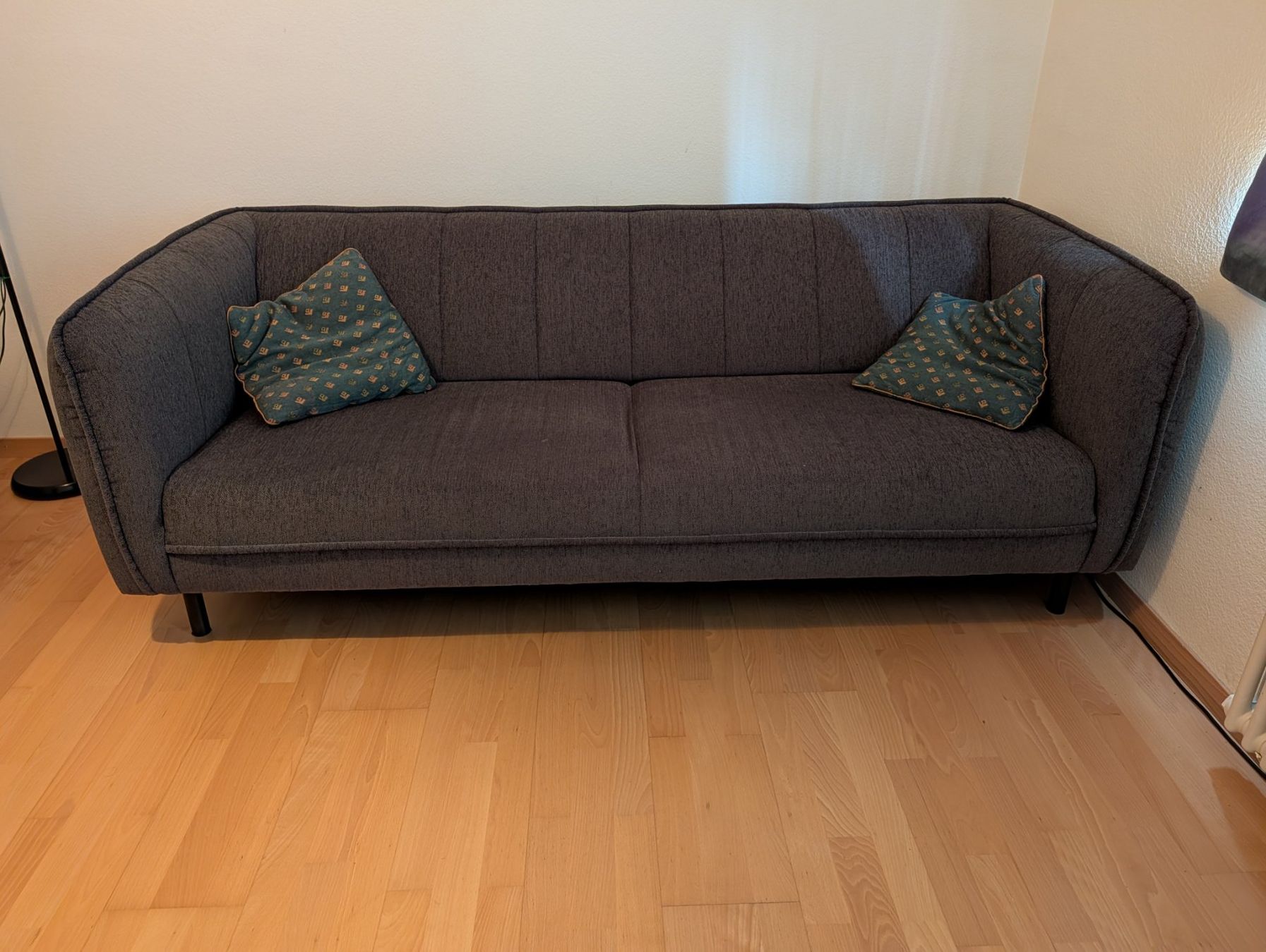 Sofas: Sofa dunkelgrau strukturiert – D'occasion à Winterthur par pukalized 1
