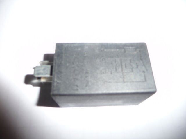 Renault Alle Autoersatzteile: ABS Relais  Renault 77 00 850 071 – Neu und originalverpackt aus Bennau von Marco363