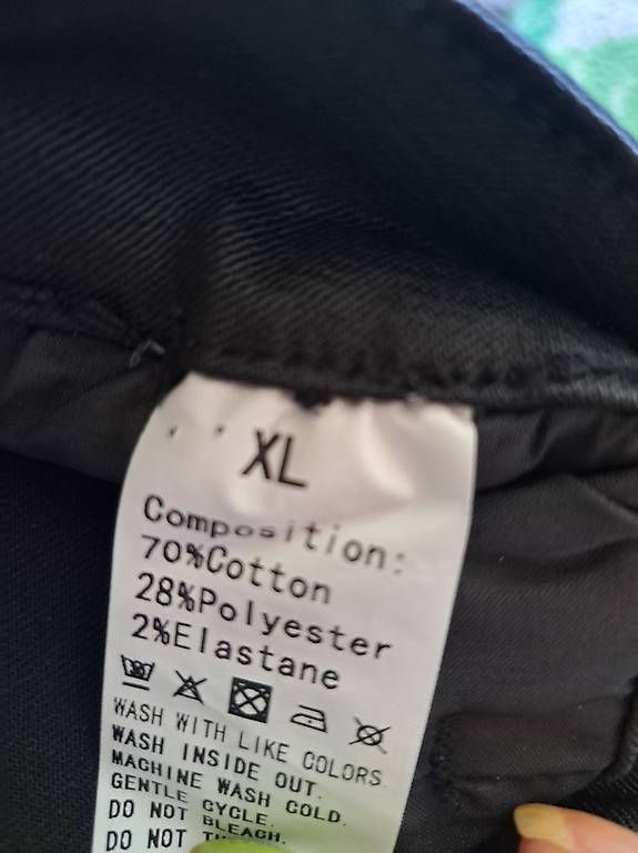 Pantalons: Pantalon homme – D'occasion à La Chaux-de-Fonds par atipik 2