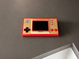 Nintendo Game & Watch: Super Mario Bros.