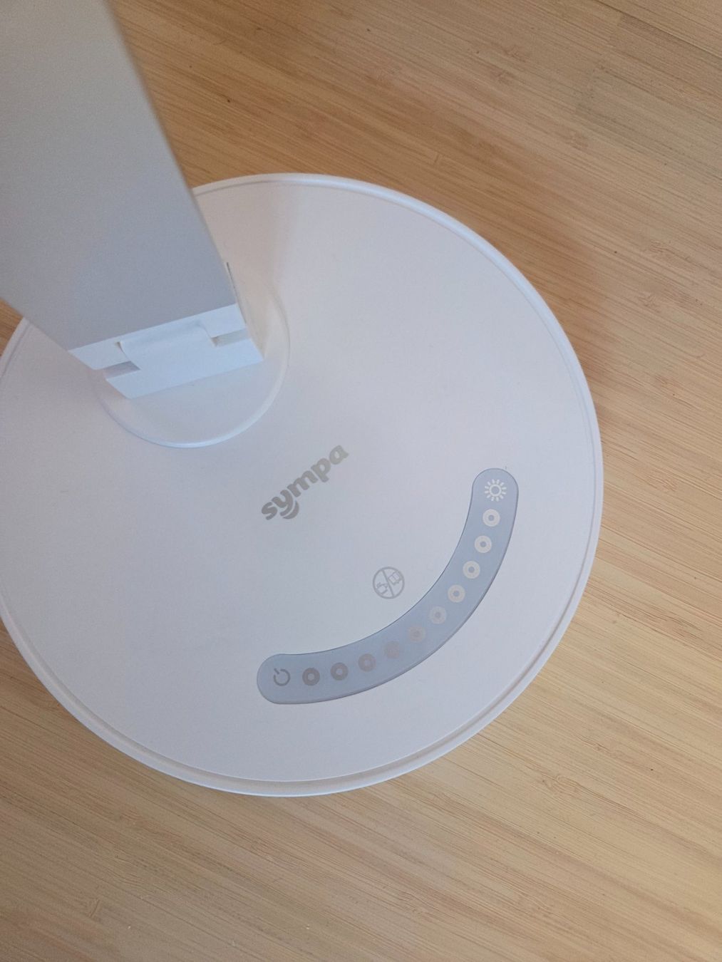 Lampade: Sympa LED Schreibtischlampe Touch Weiss – Usato da Zürich venduto da pat_2frc 5
