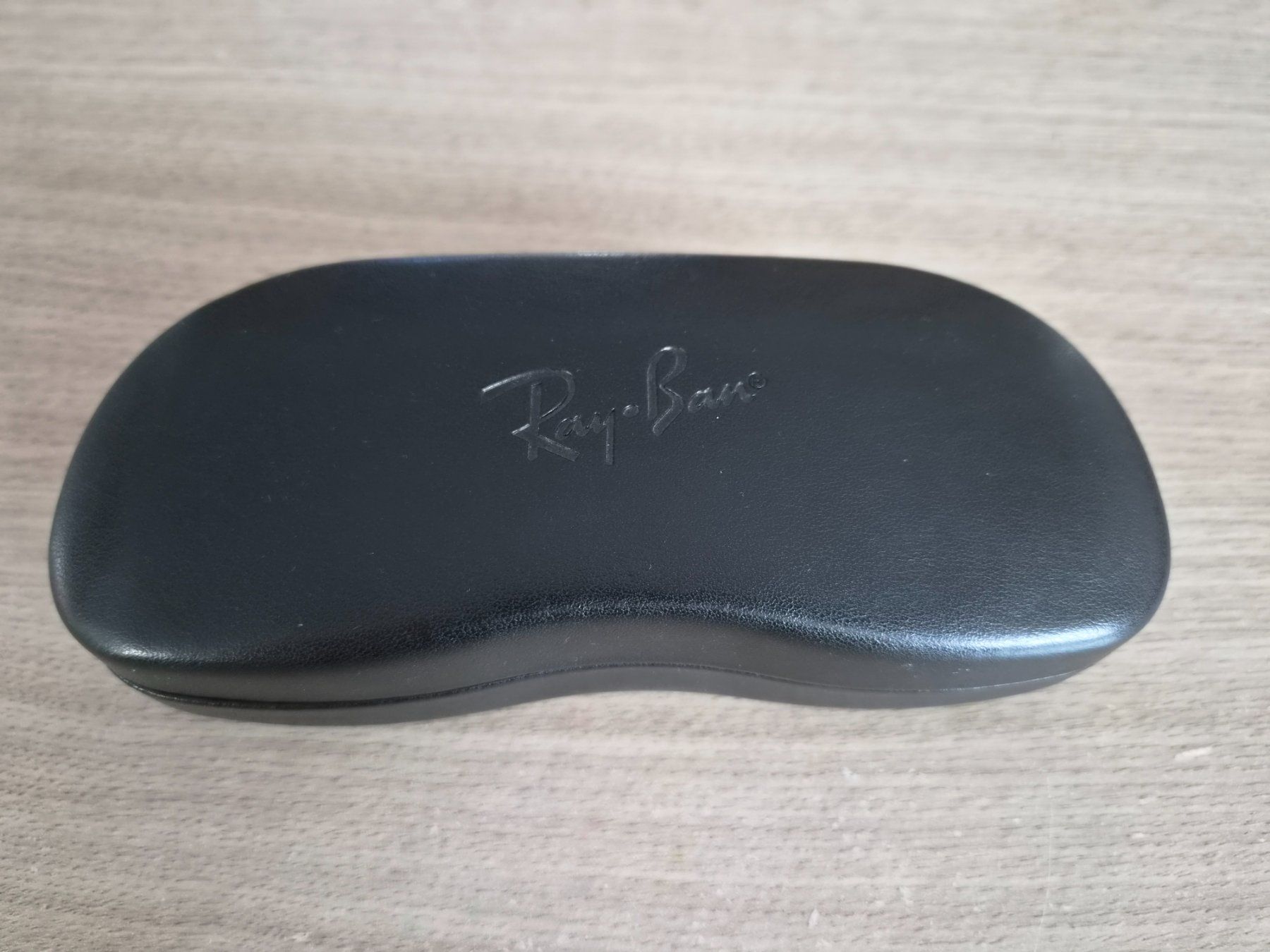 Altro in  Abbigliamento & Accessori: Étui à lunettes de la marque Ray-Ban – Usato da Marly venduto da Mumu1723