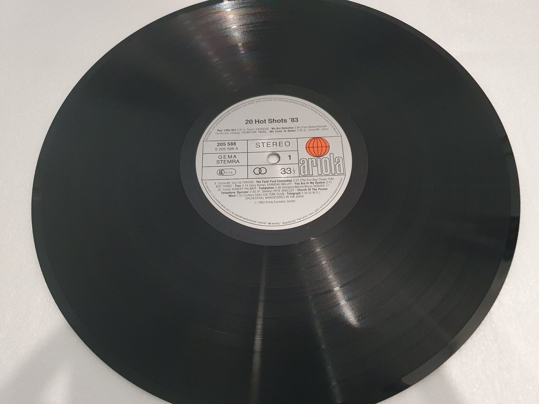 Dischi in vinile: Super 20 - 20 Hot Shots '83 – Usato da Uster venduto da Vinyl-Leidenschaft 4