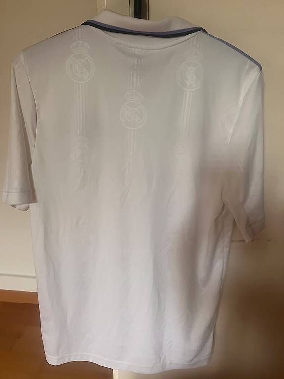 Canottiere & Pantaloni: Fussball Trikot Real Madrid – Usato da Horgen venduto da braids3 2