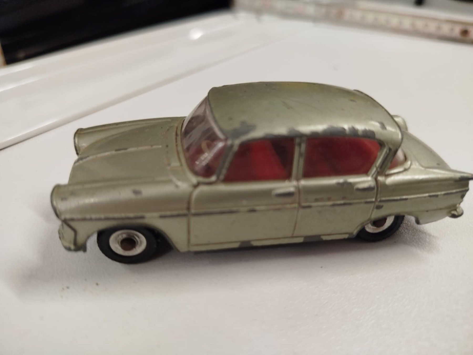 Dinky Toys Modellini d'auto: Dinky Toys (nr 12) – Usato da La Chaux-de-Fonds venduto da Emmaus2300CDF 1