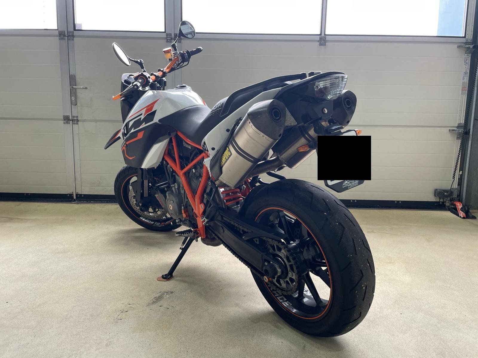 KTM Strada: KTM 990 Supermoto R – Usato da Frauenfeld venduto da dan_x8yd 2