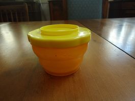 Petite boîte pour le goûter de bébé ou pour sa sucette