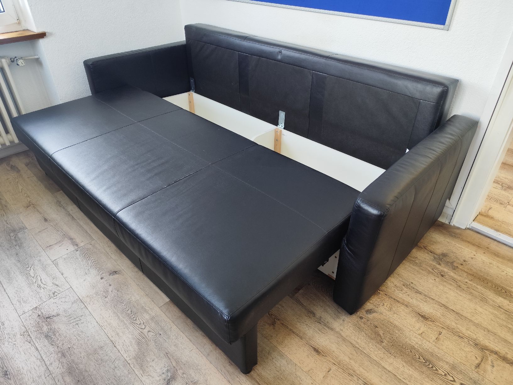 Ikea Divani: Ikea FRIHETEN Bettsofa ab 1.- – Usato da Allschwil venduto da Karsti 1