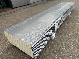 Fassadenpaneelen 40 mm RAL 9007  6.00 m / Preis pro 43.-- m2
