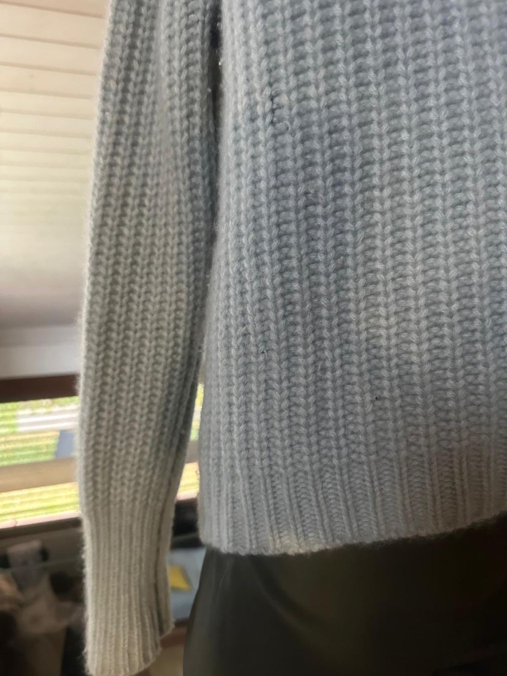 Maglioni & Felpe: Kaschmir-Pulli "FROM FUTURE" – Usato da Neuhausen venduto da Lechasseur 6