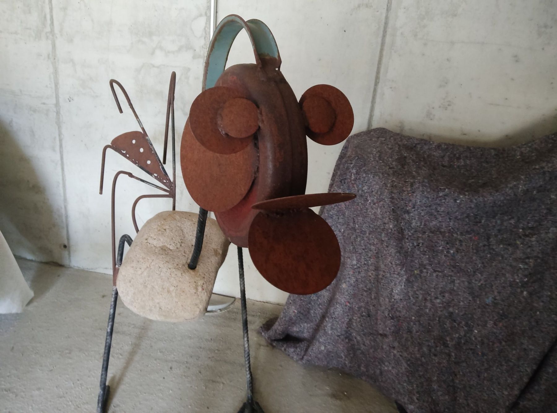 Sculture & Statue: Oiseau, rost vogel – Usato da Vicques venduto da prairie0809 1