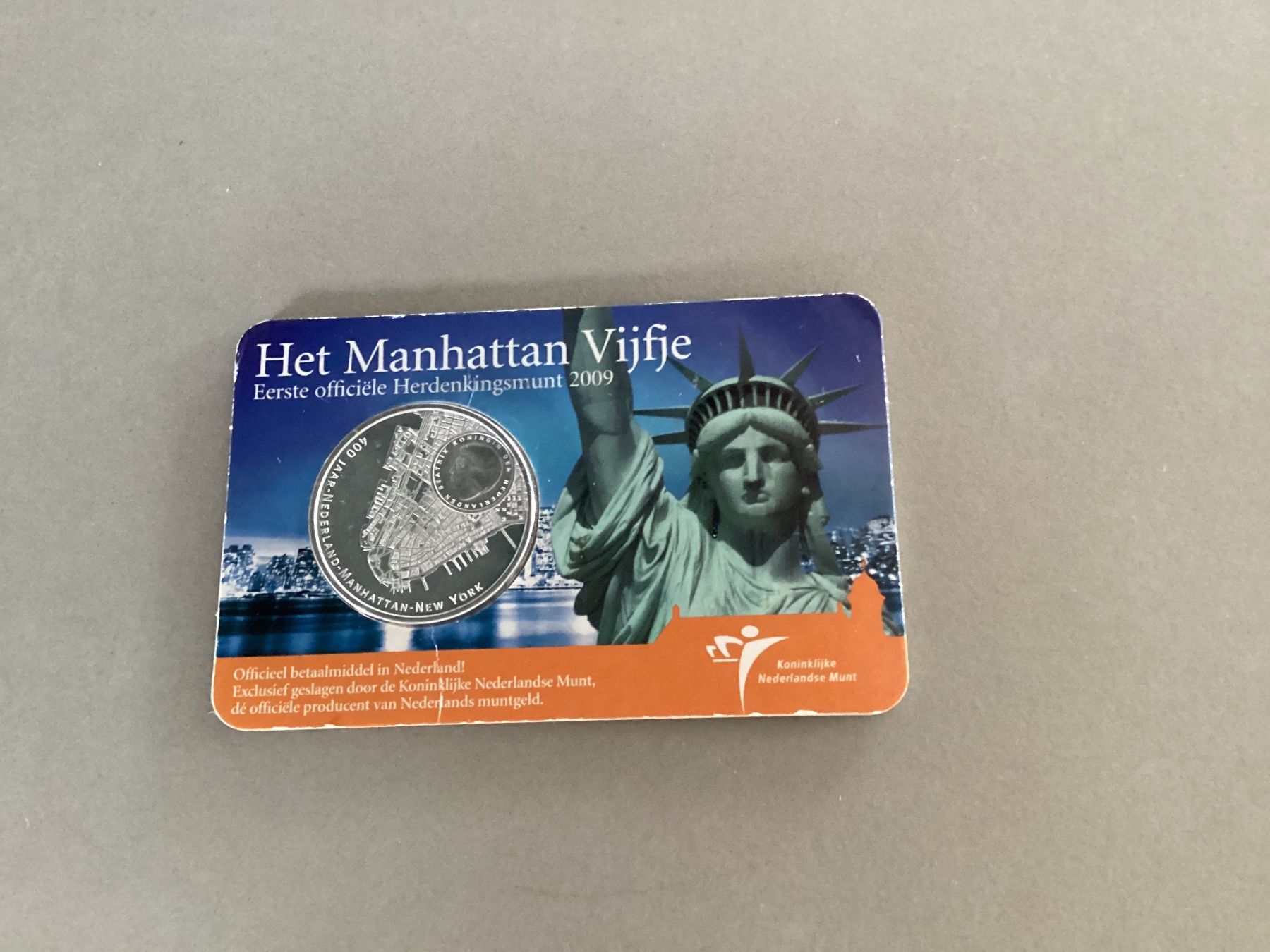 Toutes les monnaies: Het Manhatten Vijfje – D'occasion à Dachsen par Achohberg