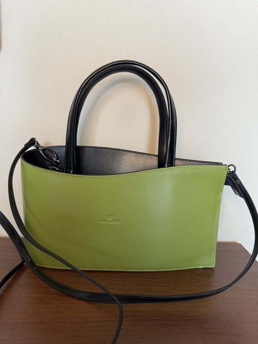 Borse da donna: Olivgrüne Ledertasche – Nuovo (secondo la descrizione) da Balsthal venduto da Narulya