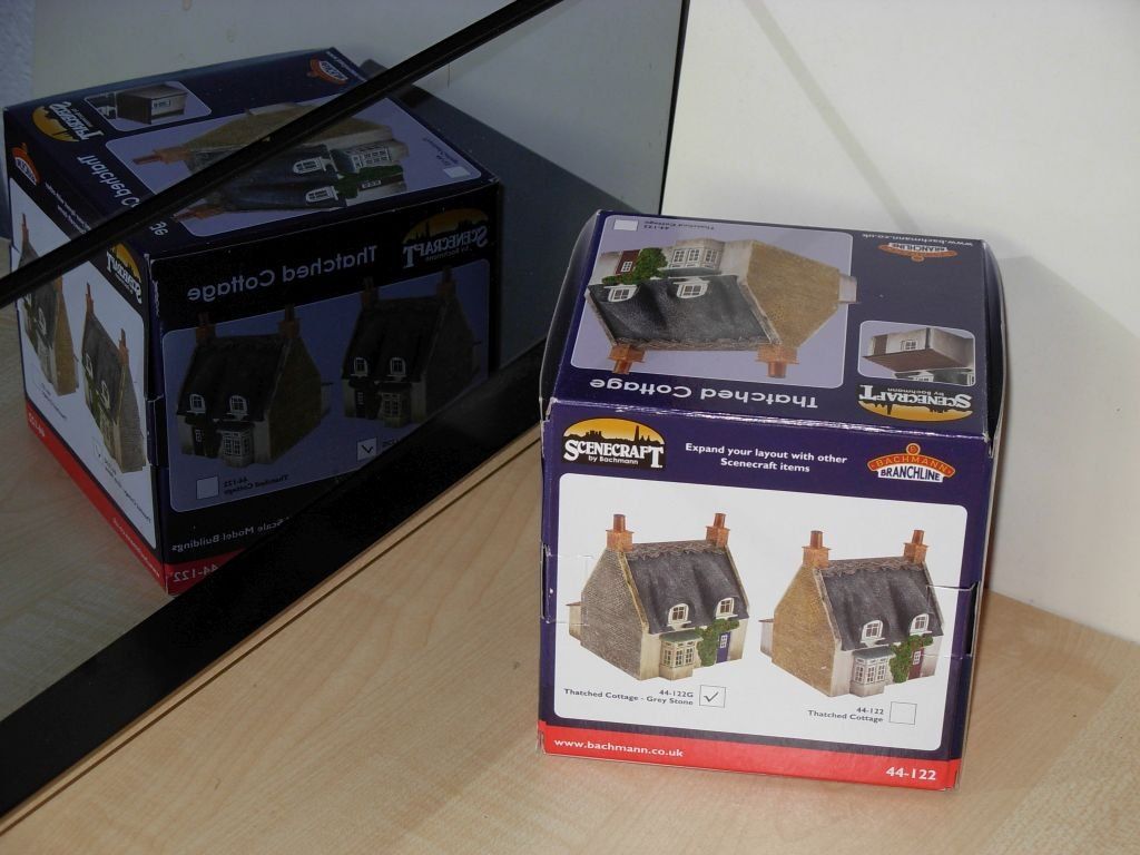 Modelleisenbahnen: H0e: Landhaus mit Steindach – Neu (gemäss Beschreibung) aus Oberrieden von Hobbyschiff 2