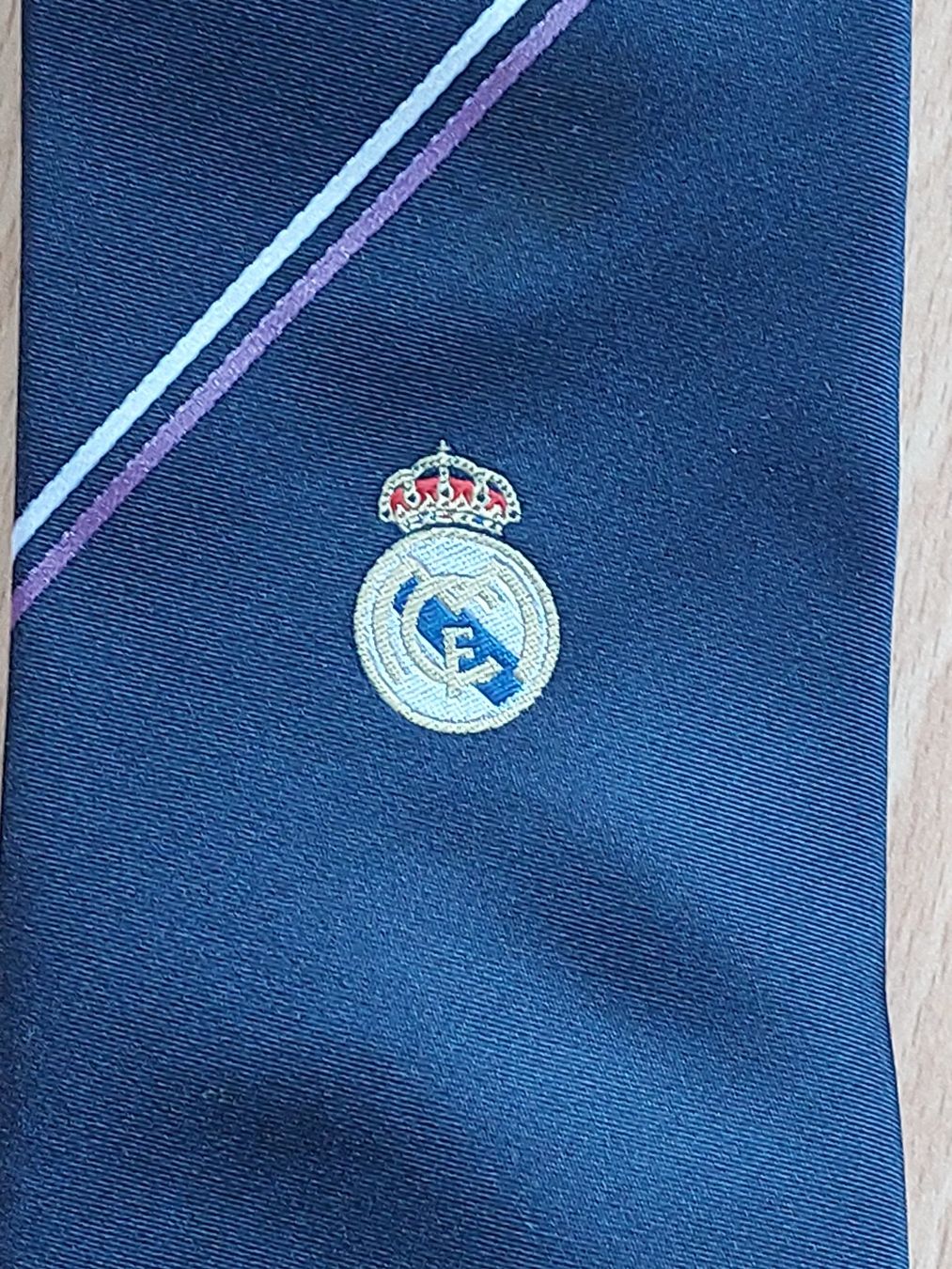 Cravatte: Real Madrid Krawatte – Usato da Bischofszell venduto da Tschufi 1