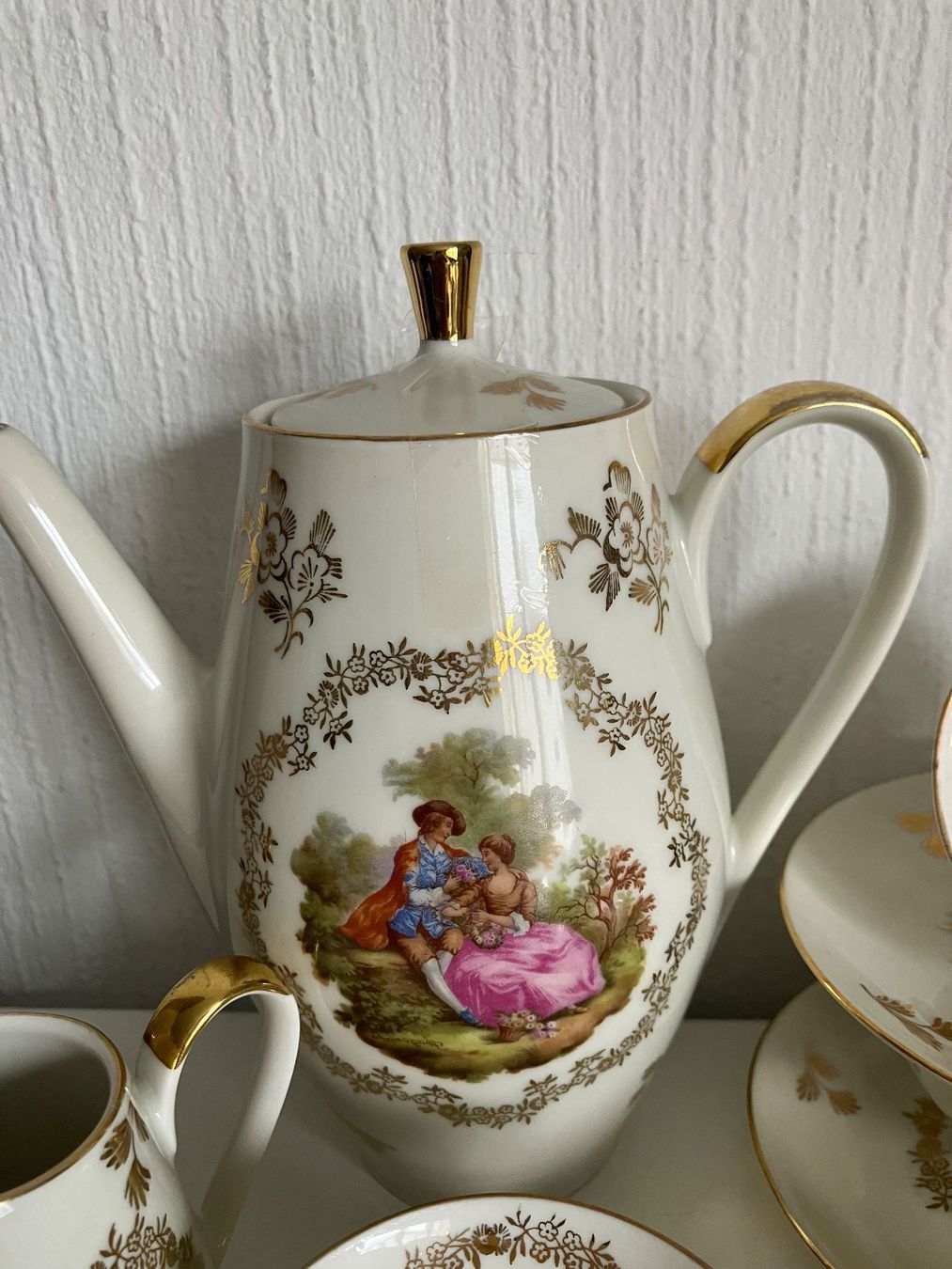 Set di piatti: Service à café vintage Bavaaria doré, – Usato da Peseux venduto da Chimon59 1