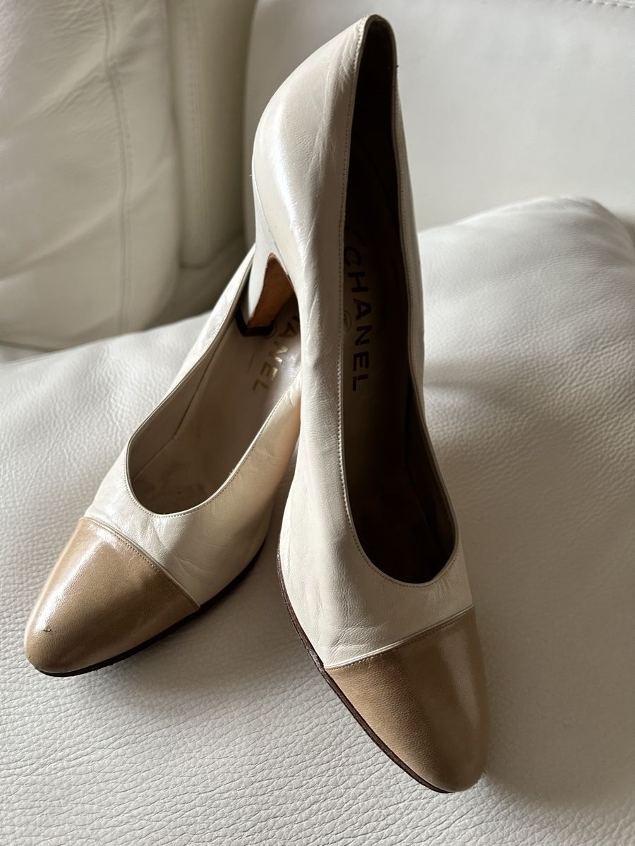 Scarpe da donna: Chanel – Usato da Pully venduto da Kalissa