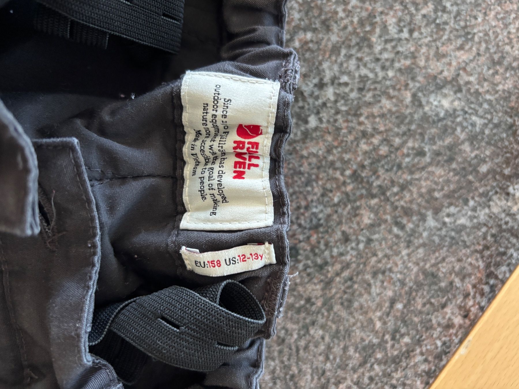 Fjällräven Hosen: Fjällräven Winterhose Gr.158 – Gebraucht aus Hasliberg-Hohfluh von Adbu13 1