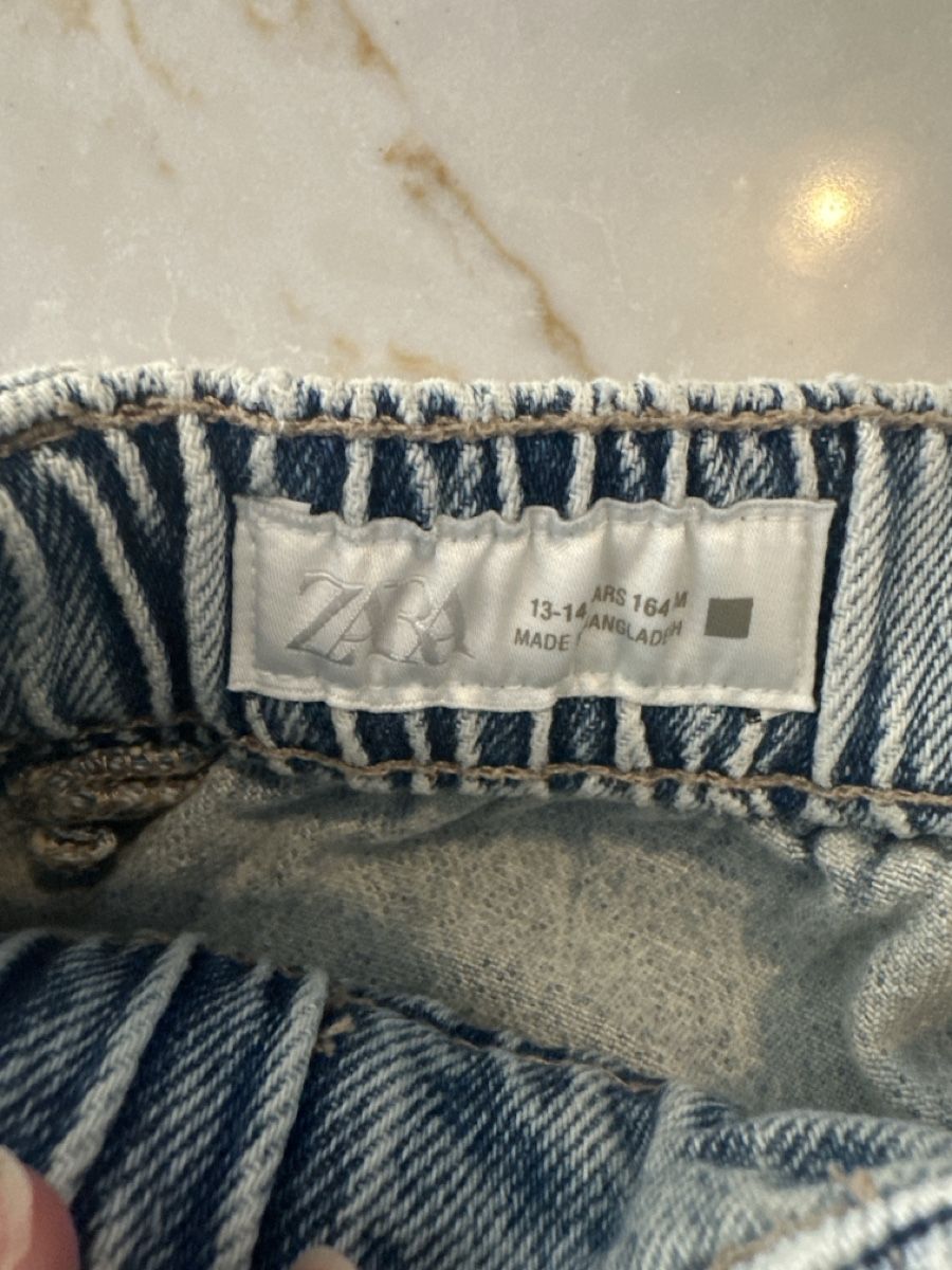 Zara Pantaloni: Jeans Zara – Usato da Founex venduto da reb_fws9 1