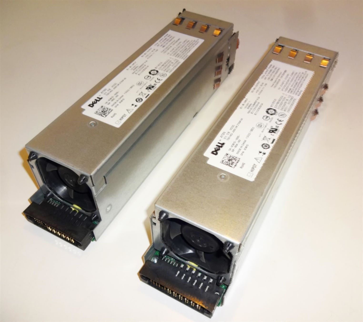 Konverter: Dell C901D Poweredge Power Supply - 2 Stück - – Gebraucht aus St. Gallen von WWL 3