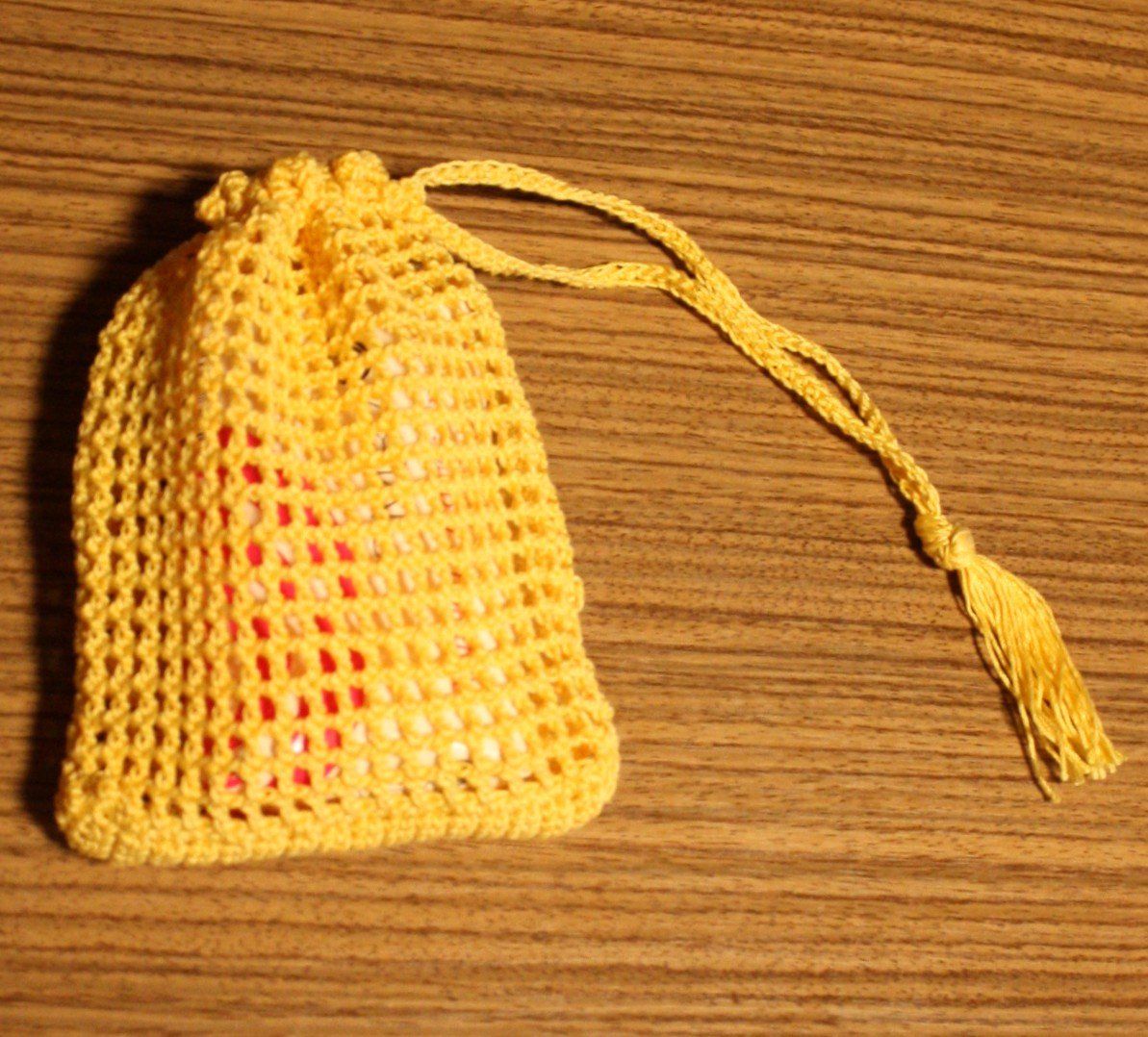 Altro per la cura del corpo: Seifensäckli gelb NEU (2) – Nuovo (secondo la descrizione) da Flüelen venduto da Diversicum-HandMade 1