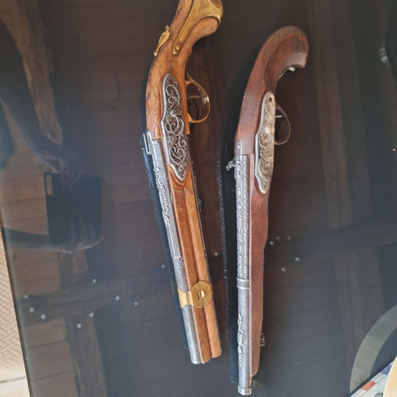 Bogenschiessen: fusil déco, style espagnol – Gebraucht aus Chezard-st-martin von ylana40 2