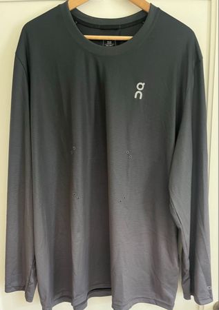 T-shirt manches longues On, taille XL