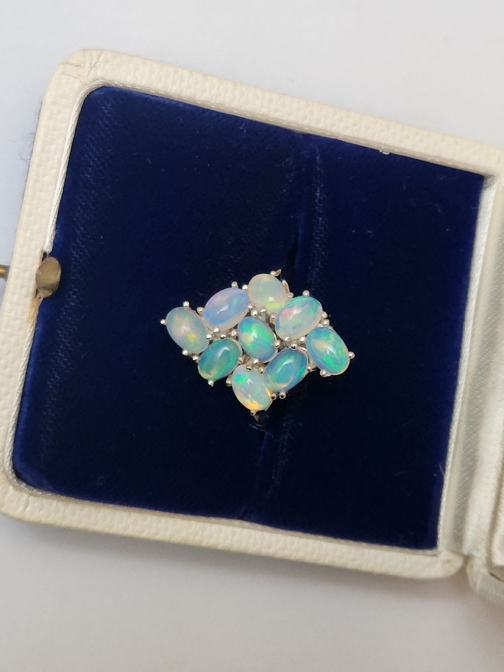 Anelli: Blue flash Opal Ring, 925 Silber, Gr. verstellbar. Neu! – Nuovo (secondo la descrizione) da St. Gallen venduto da GIULESGG 6