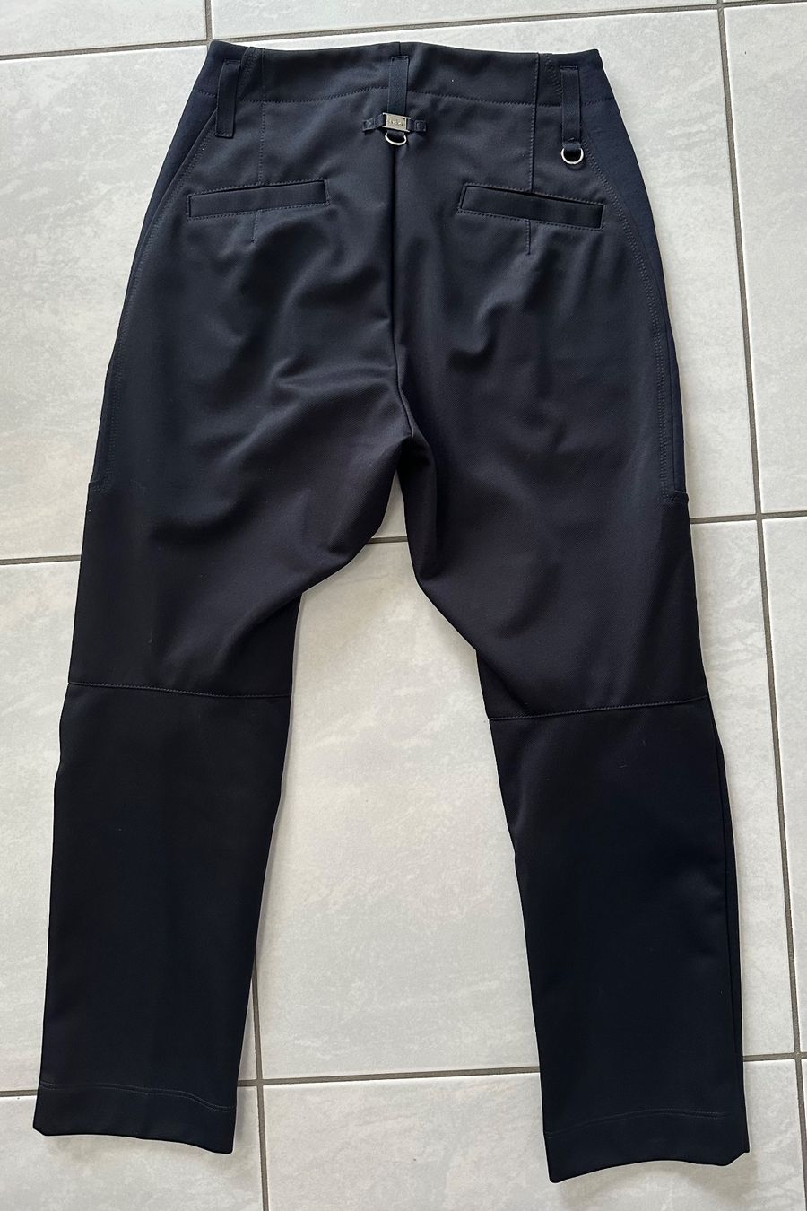 High Hosen: Hose von High – Gebraucht aus Embrach von aha55 1