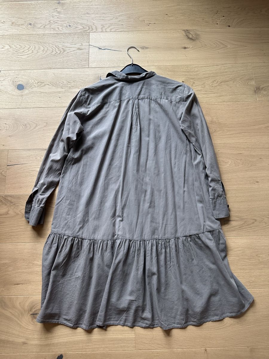 Lis Lareida Kleider: Lis Lareida Kleid – Gebraucht aus Leuk Stadt von medii1 2