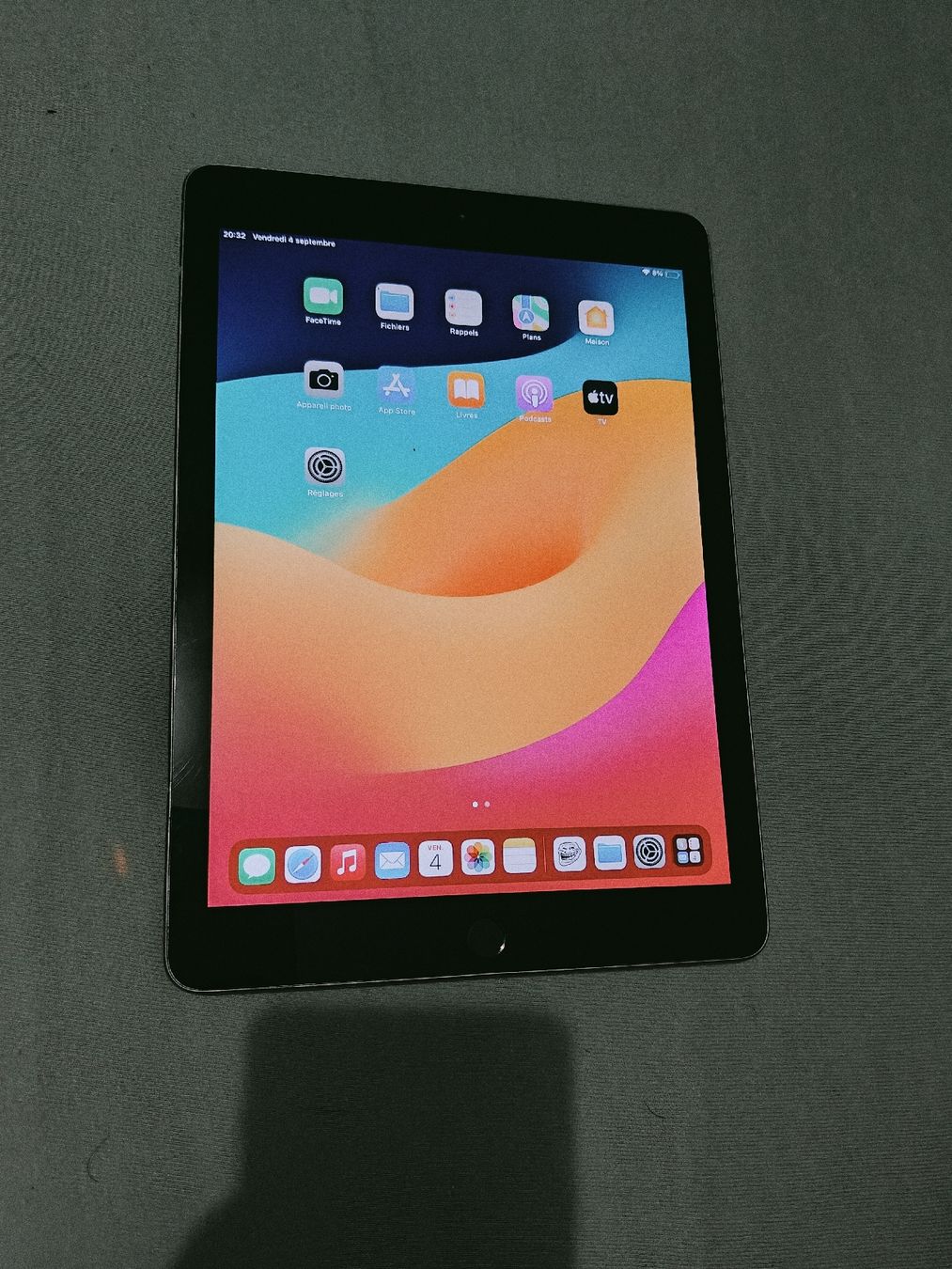 Apple Tablet PC: Tablette Apple iPad 6 32go – Usato da La Chaux-de-Fonds venduto da Honit 1