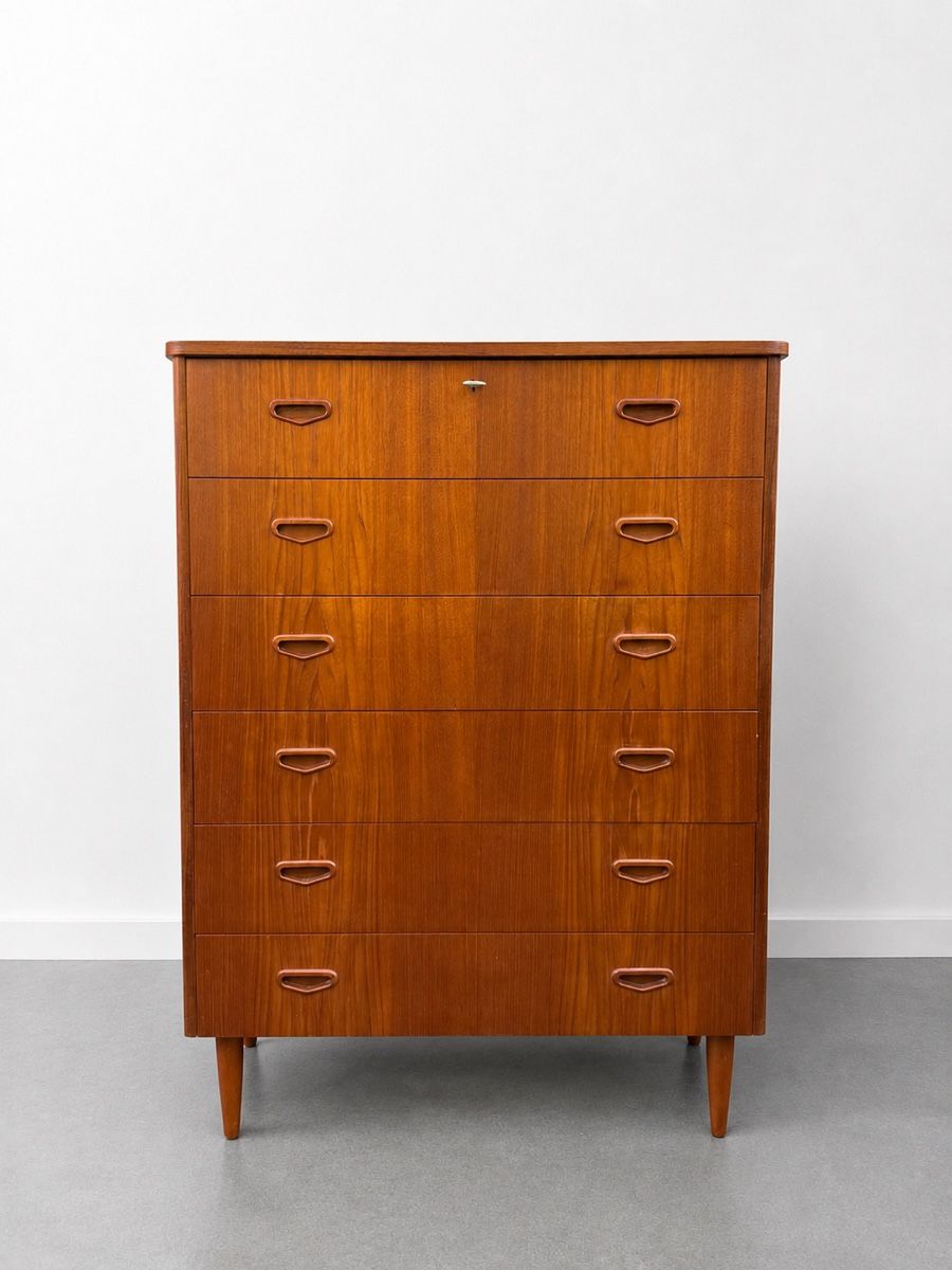 Kommoden: Kommode, Mid Century Design – Gebraucht aus Dachsen von Lor_sch