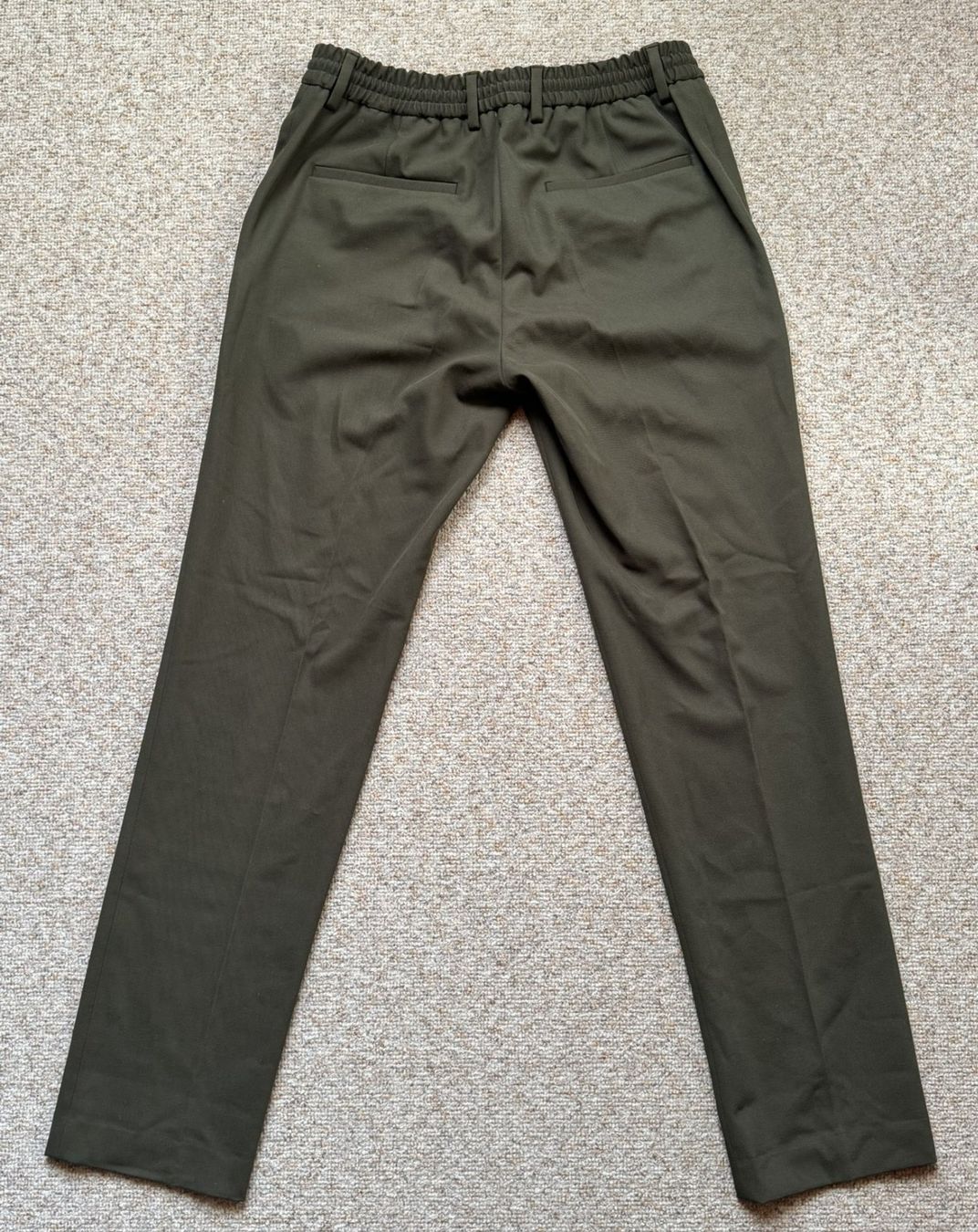 Calvin Klein Pantaloni: Calvin Klein Damenhose Stretch Regular Fit – Usato da Unterseen venduto da Naga99 4