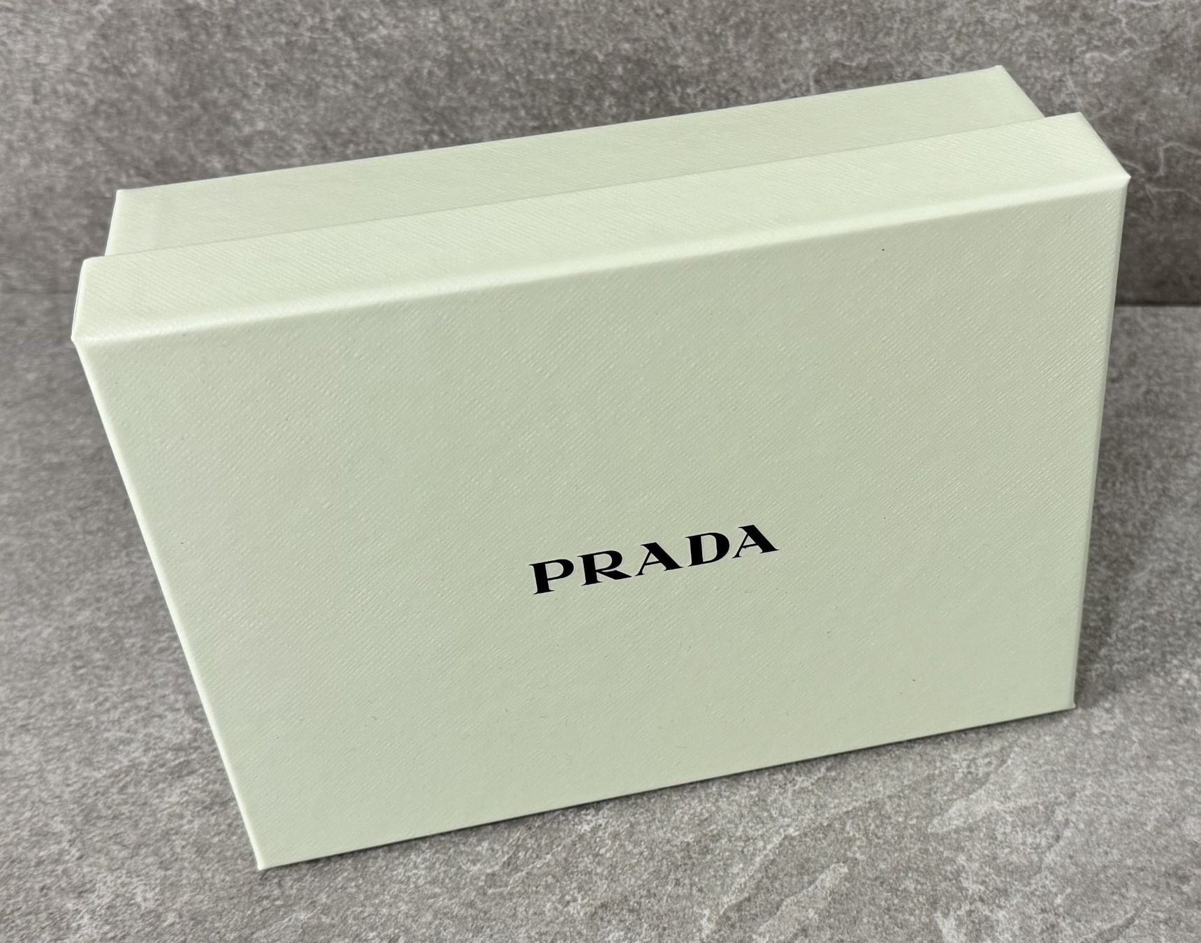 Prada Altro in Decorazioni & Accessori: PRADA BOX ... – Nuovo e nell'imballaggio originale da Chur venduto da Papageibarsch77