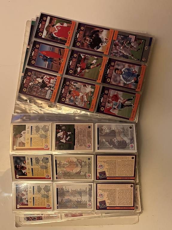 Cartes à collectionner: Album Upper Deck World Cup USA 94  – D'occasion à Bernex par siral05 2