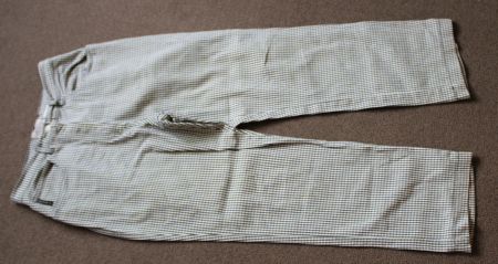 Jeans von *ARMANI*