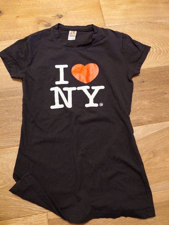 Schwarzes New York T-Shirt, Grösse M, neuwertig!