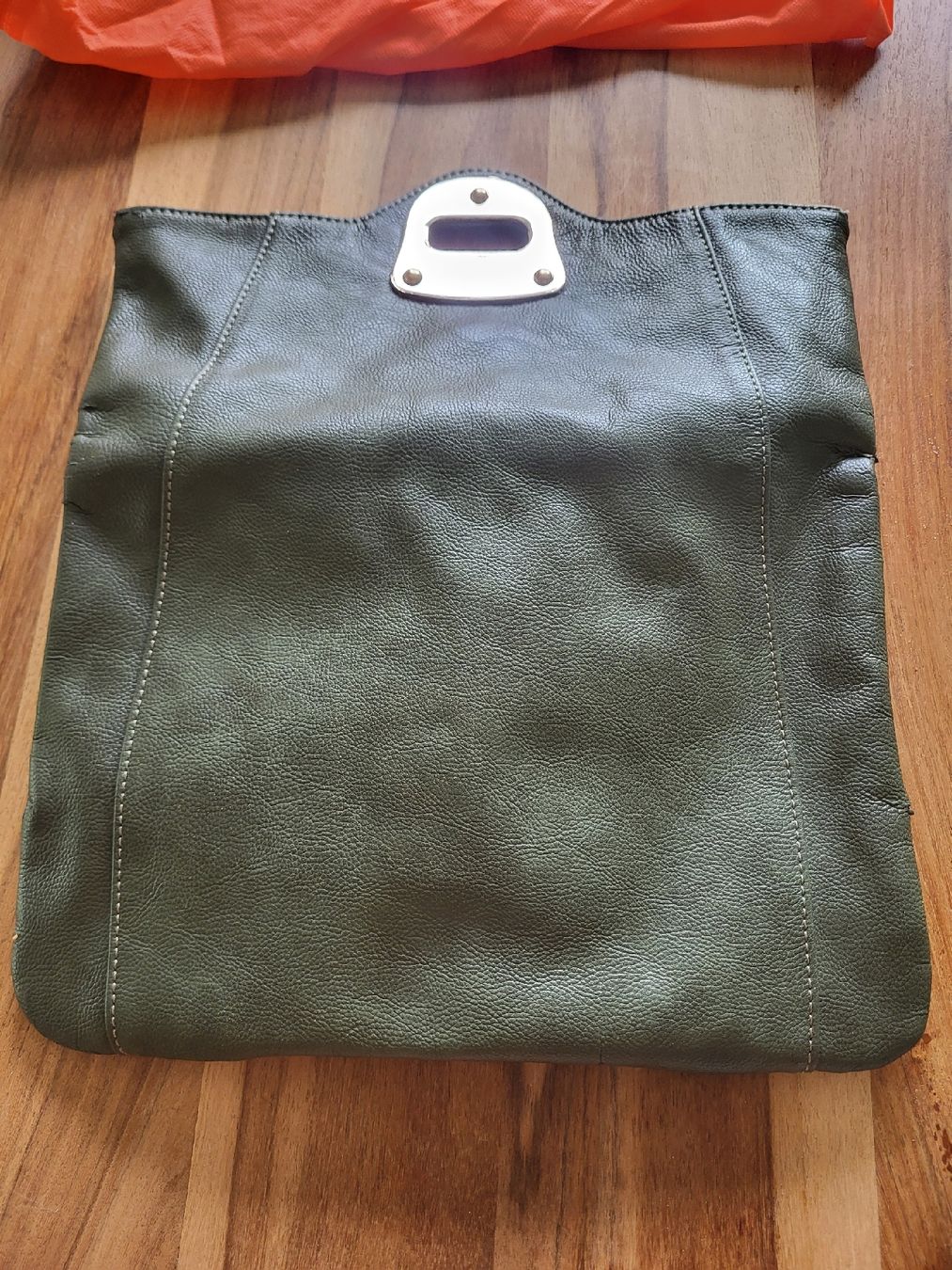 Borse da donna: Grüne Tasche - leichte Gebrauchsspuren  – Usato da Dübendorf venduto da rol_fm6d 2