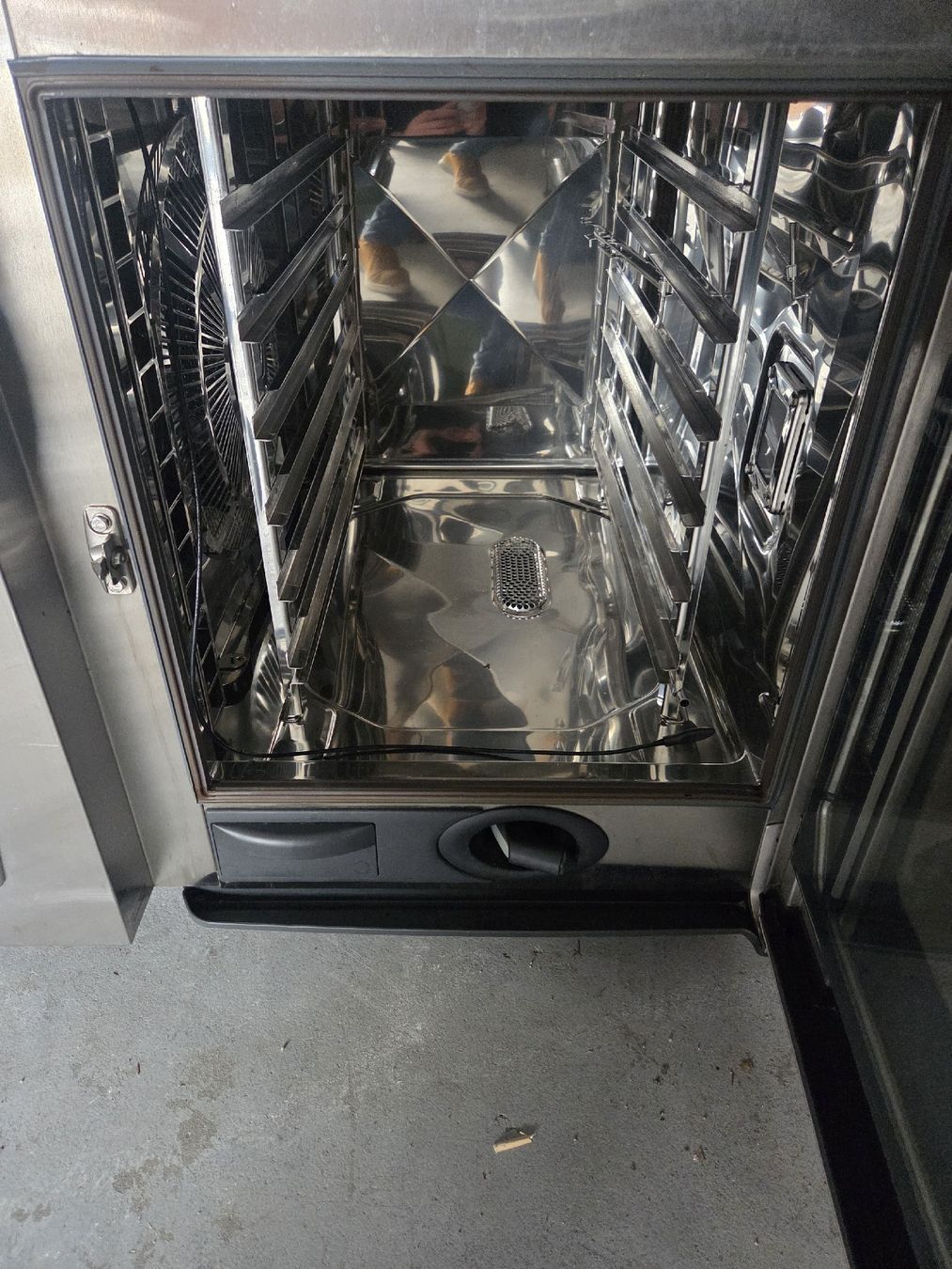 Rational Elettrodomestici da cucina: Gastro Steamer Rational SCC WE 61 – Usato da Oberhof venduto da 8Grizzly 5