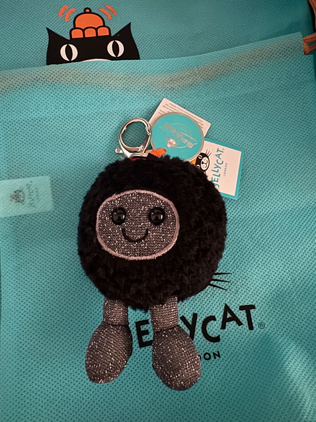 Schlüsselanhänger & - bänder: Jellycat Amusable Black Hole Bag Charm – Neu und originalverpackt aus Glattbrugg von Risingangel 4